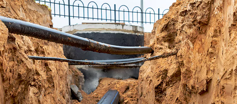 Trenchless Commercial Plumbing Repair Services  in Kent Gardens, Oakville