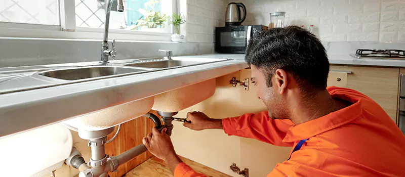 High Rise Toilet Repair and Replacement in Kent Gardens, Oakville
