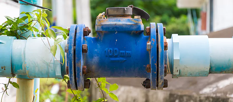 New Hot Water Mains Connection Services in Kent Gardens, Oakville